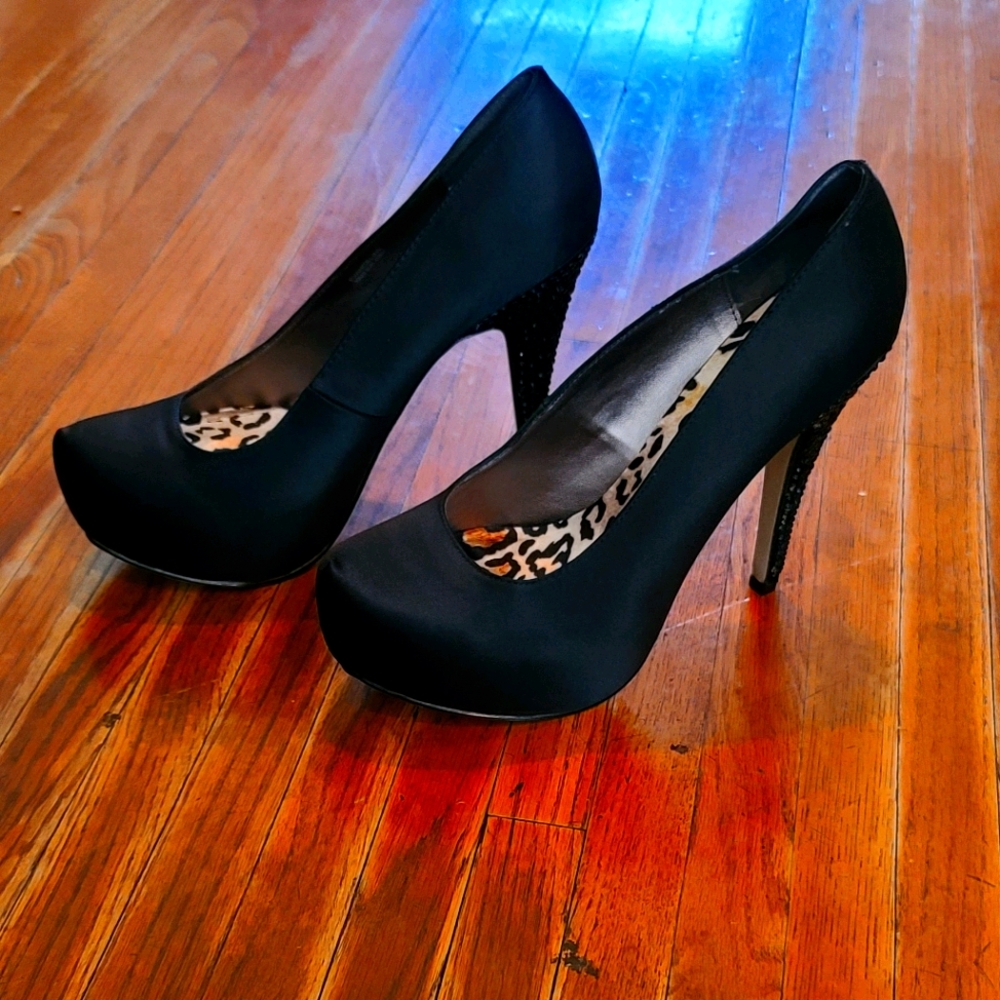 Evangeline Heel